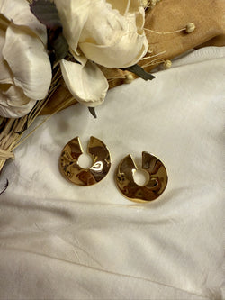 Halo studs