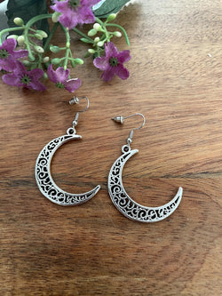 Luna Dangles